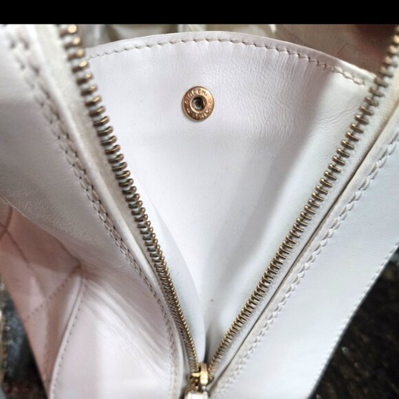 Preloved Chanel Bowler Handbag - Picture 6 of 11